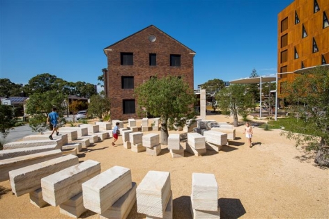 Maria Fernanda Cardoso, &quot;While I Live I Will Grow,&quot;&nbsp;Greensquare, Sydney, 2016. Commissioned by Sydney City Council, and produceed in collaboration with Sydney Design Collective and Bates Landscapes